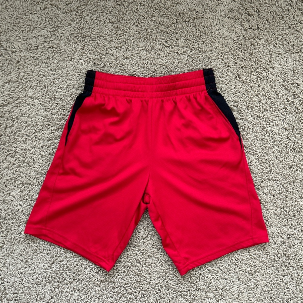 ☀️3 for $15☀️Boys Mesh Athletic Shorts, Youth Size 10/12 or Large (fits like 10)